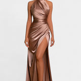 Symone Vestido Halter Torcido Colección Alta Costura