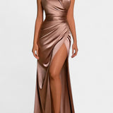 Symone Vestido Halter Torcido Colección Alta Costura