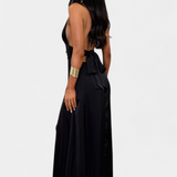 Latisha Vestido Halter Con Gran Abertura Colección Lujo