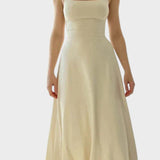 Lys Vestido de Tirantes Entallado Colección Minimalista