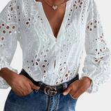 Blusa Alba Encaje Ligero con Ojal Bordados Florales Select