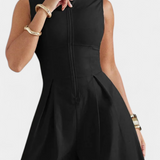 Blanca Mono Exclusiva Colección Minimalista Pliegues
