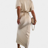 Emryn Vestido Suave Nudo Cruzado Colección Exclusiva