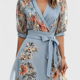 Arlet Vestido Midi Floral Escote en V Colección Exclusiva