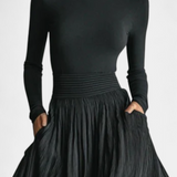 Orren Conjunto Colección Cuello Alto Falda Plisada Negra