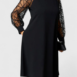 Bellezza Vestido Negro con Mangas de Malla Colección Premium