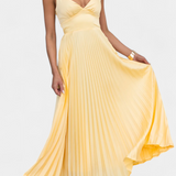 Arlena Vestido Plisado de Tiras Espalda Cruzada Limitada