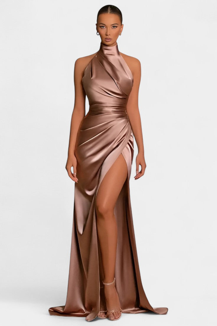 Symone Vestido Halter Torcido Colección Alta Costura