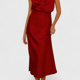 Rina Vestido Halter Drapeado Seda Colección Exclusiva