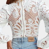 Solsticea Blusa De Encaje Cropped Colección Exclusiva