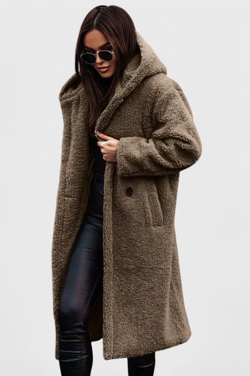 Mila Abrigo Largo de Piel de Oso Colección Exclusiva