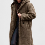 Mila Abrigo Largo de Piel de Oso Colección Exclusiva
