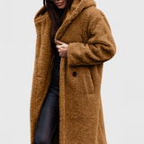 Mila Abrigo Largo de Piel de Oso Colección Exclusiva