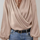 Quinn Blusa Elegante Manga Larga Escote V Colección Premium