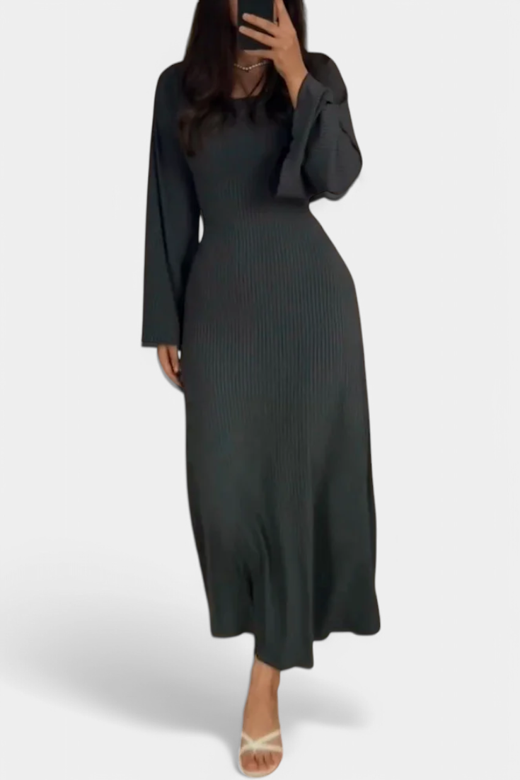 Livia Vestido Punto Suave Con Cintura Midi Colección