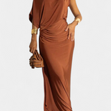 Ainslee Vestido Largo Plisado Con Hombros Descubiertos