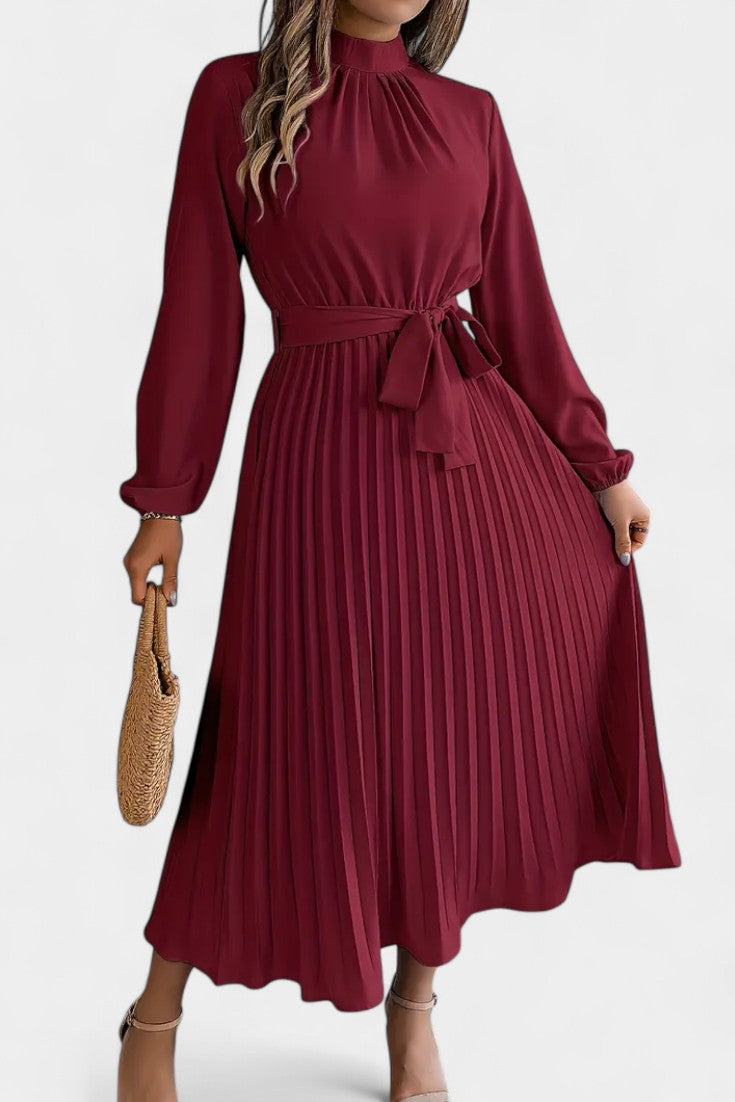 Theresa Vestido Cuello Alto Plisado Colección Exclusiva